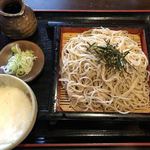 ワインと日本酒 炭火串焼バル 源治 - 
