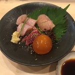 焼鳥 谷口 - お刺身 モモ・ムネ・砂ズリ（高坂鶏）+きんかん卵