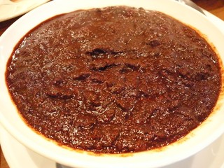 カーナ・ピーナ - 威圧的な辛さだったベリーホット