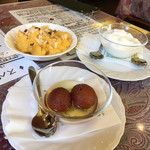 ナワブ - グラムジャムン、スージーハルワ、ヨーグルト