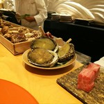 肉屋 雪月花 NAGOYA - ずらりと並ぶ本日の食材たち( ﾟεﾟ；)