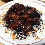 中華料理 喜々飯店 - 料理写真:酢豚・黒(950円)