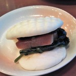 四海樓 - 角煮と花巻合体