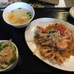 タイ料理バンセーン - パッタイランチ