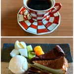 トモモコーヒー - 期間限定ブレンド・コスモスのケーキセット ７５０円