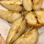 ヤジニ - 林檎と洋梨のタンドーリ・ロースト