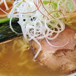 Ramemmaruishi - 薄茶色のスープ