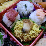 穂の香 - まん中にミニおむすび4個