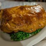 フォアグラとキノコのパイ包み