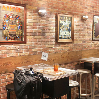 J.S. BURGERS CAFE_2