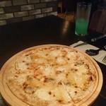 FIRENZE - チーズのピザは絶品( ☆∀☆)