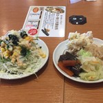菜々家 - 2018年9月。本日のサラダと惣菜バイキングの戦利品。