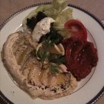 9221404 - ①オードブル４種盛合せ1900円
                         1.ホムス（ヒヨコ豆のディップ）
                         2.ババ・ガヌージ（焼ナスのディップ）
                         3.エズメ・サラタス（生野菜のディップ唐辛子和え）