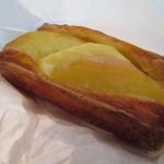 テーラ・テール - 桃のデニッシュ