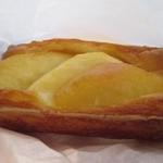 テーラ・テール - 桃のデニッシュ