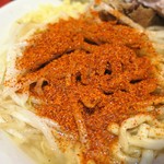 ラーメン二郎 - 一味投下～♪