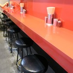 ラーメン二郎 - 店内の様子