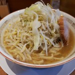 豚山 - 小ラーメン野菜マシ　750円