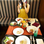 ビュッフェ＆カフェレストラン ナイト＆デイ - 