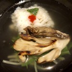 賛否両論 - お椀（鱧と舞茸）