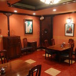 クローバーステーキハウス - 落ち着いた雰囲気の個室