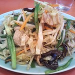 丸吉飯店 - 肉野菜炒め ７００円(税込)(2018年9月4日撮影)