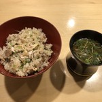 旬菜 おぐら家 - サマー松茸の炊き込みご飯と赤出汁
      