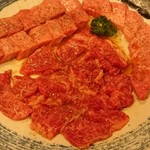 六歌苑（焼肉） - 