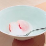 寿しの吉乃 - フルーツトマト玉葱ドレッシングがけ