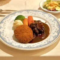 レストラン香味屋 - ビーフシチュー、メンチカツ