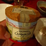 クローバーステーキハウス - カマルグ産の塩＝天日塩（フランス）