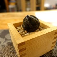一穀一枝 - 炭が練りこんだフォアグラシュークリーム♪