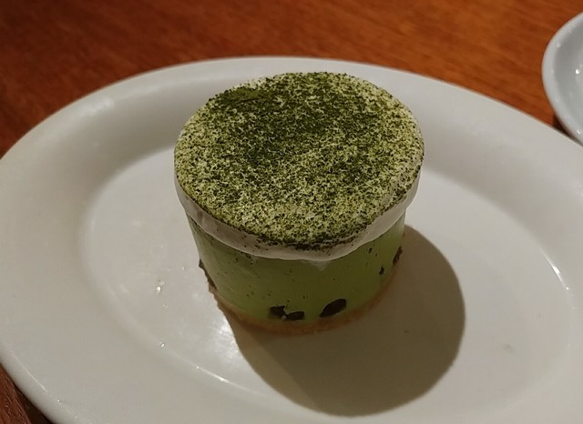 カフェ エスケープ>