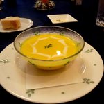 カジュアルフレンチ アミューズ - 本日のスープ、パンプキンスープ
