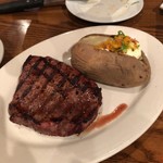 Lone Star Steakhouse & Saloon - 