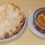 Roiyaru Nan Hausu - 日替わりランチＡチーズナンに変更