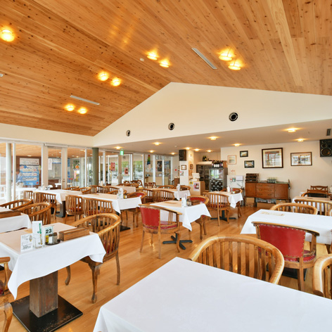 東洋一の海岸線にある男鹿のレストラン - 男鹿（食堂）の写真