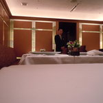 カランドリエ - 厳かな店内