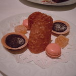 カランドリエ - 充実したデザートである