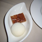 レヴェイヨン - お茶受けのお菓子