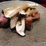日本料理 晴山 - 飛騨牛に松茸