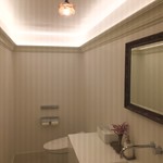 村上開新堂 - トイレが可愛いくて綺麗だったので撮りました
      