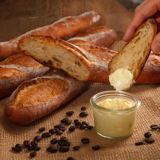 THE MOST BAKERY & COFFEE_1