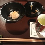 Onkaiseki Shiratama - お祝いの赤飯