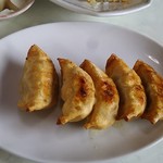 ふじや - 餃子、美味しいです