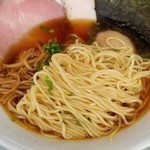 麺屋 満開 - 味玉のせ秋刀魚そばの麺