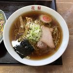 花梨 - ラーメン（半チャーハンとセットで700円）