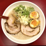 ミサト - 塩味玉（850円）＋大盛（100円）濃いめ、多め