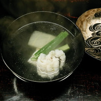 馳創吼龍 - ハモ、冬瓜、オクラのお椀
