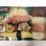 Yatabe - 寿司折